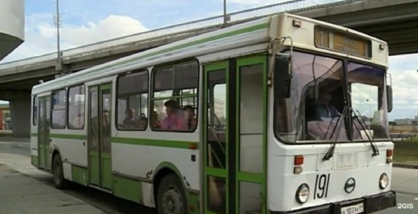 Транспорт в реальном времени самара. Автобус новый Уренгой. Новый Уренгой автобусы 1. Автобус МУПАТ новый Уренгой. Автобусы нового Уренгоя.