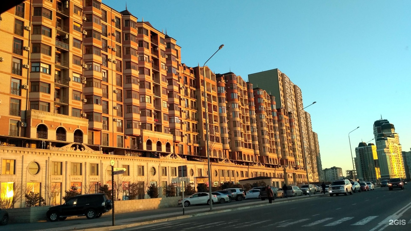 Пр президента. Green Park Актау. Грин Плаза Актау. ЖК Грин Плаза Актау. Казахстан Актау Грин парк дом.