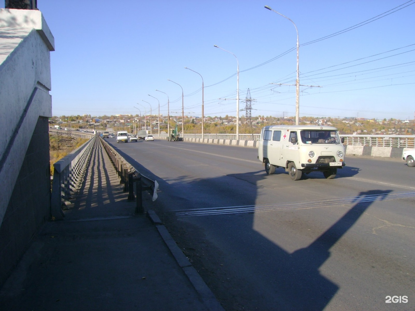 октябрьский мост омск где находится