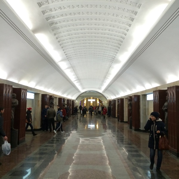 Метро бауманская в москве