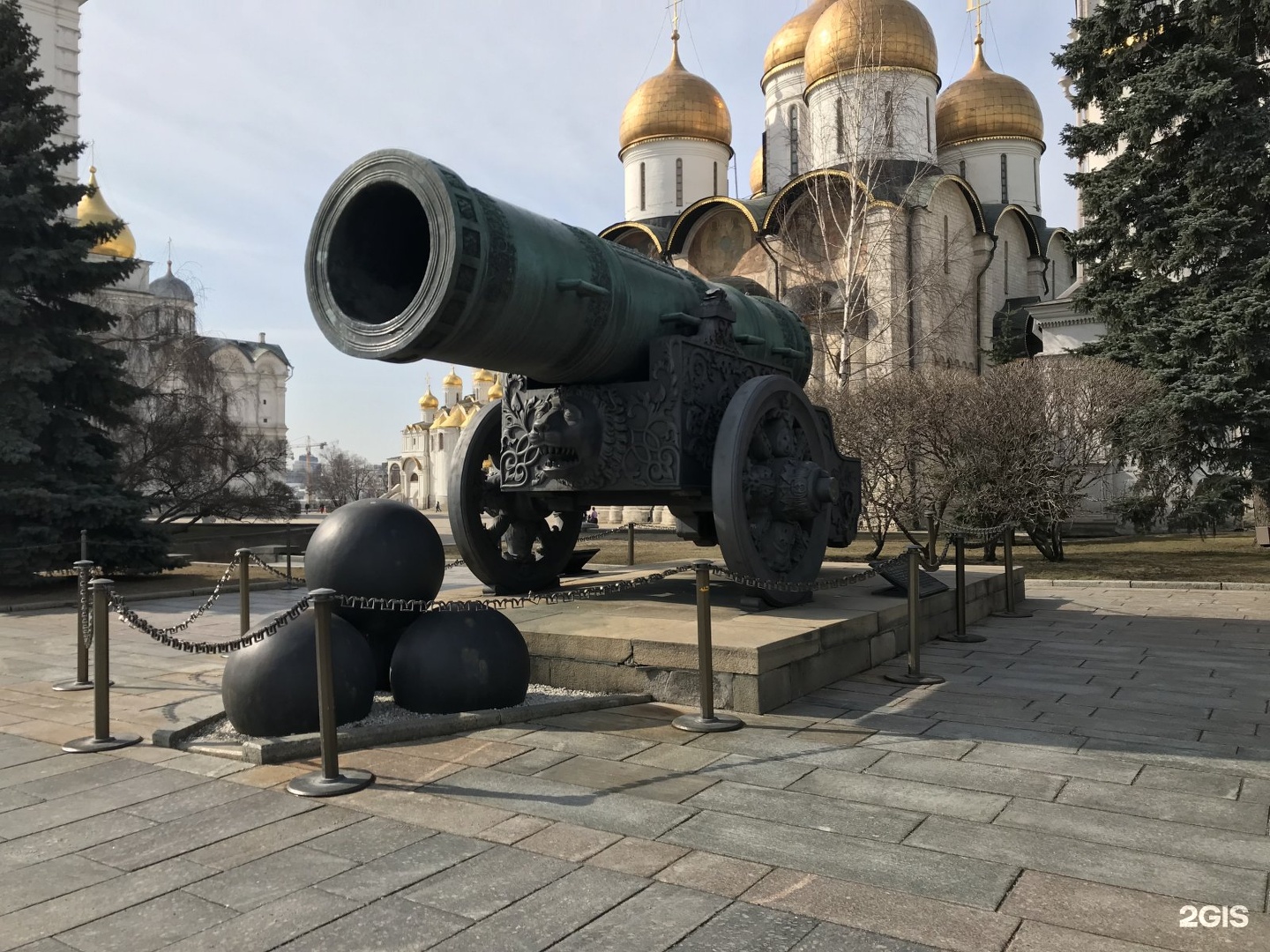 Царь пушка в Москве