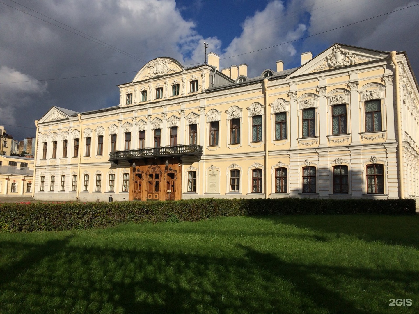 Шереметьевский дворец в санкт петербурге официальный сайт