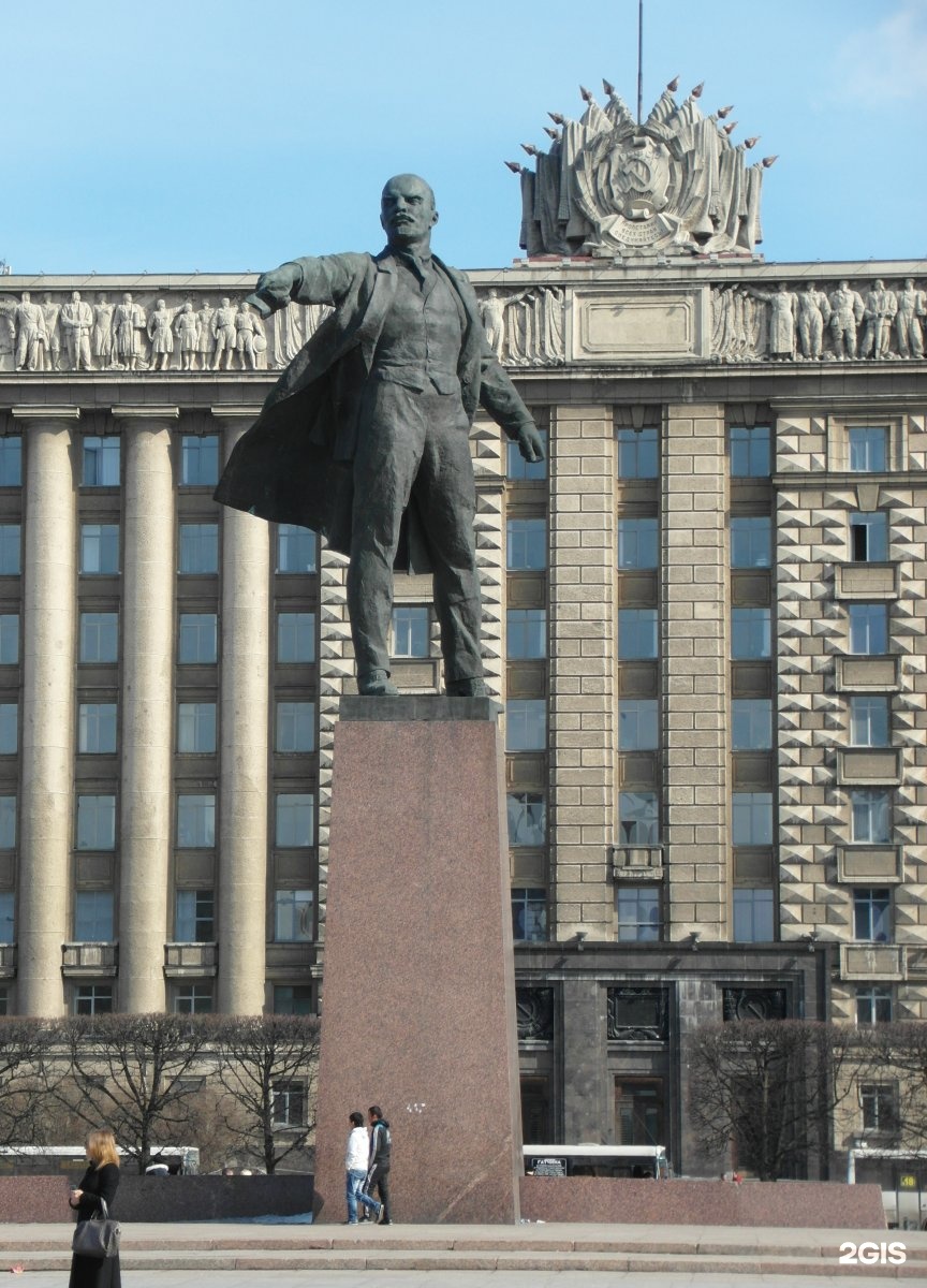 Памятник ленину на московской площади в спб