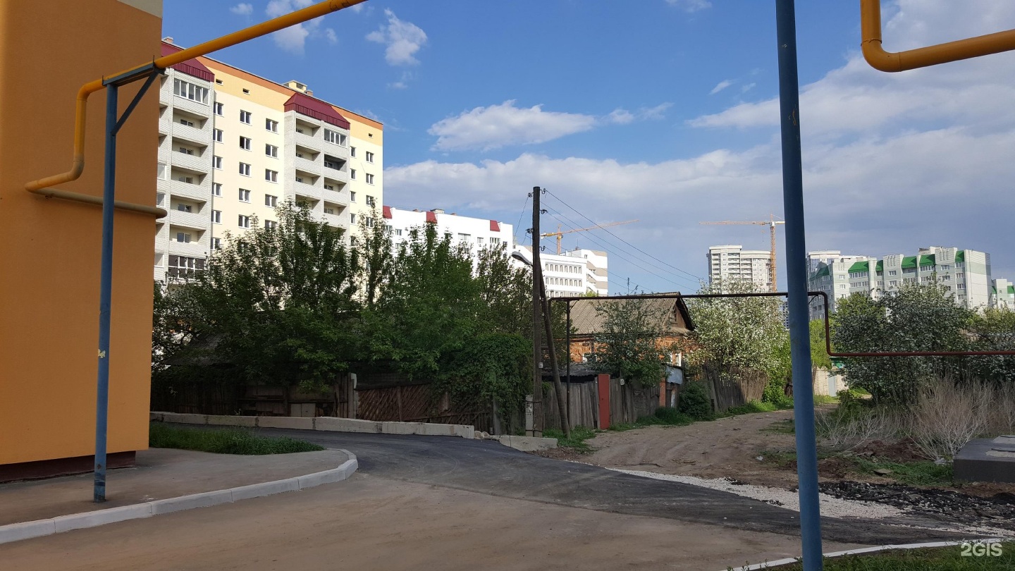 Ул пионерская 80. Пионерская 74 энгельс. Кирова 142 ижевск энергосбыт. Ул пионерская 80. Пионерская 80 энгельс.