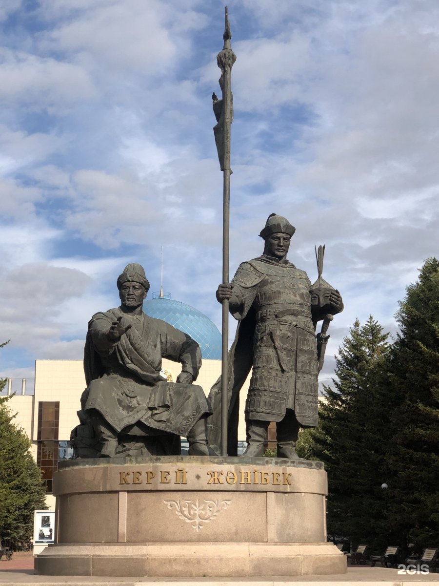 Астана керей жанибека. Керей и Жанибек. Керей и Жанибек памятник. Памятник Жанибеку и Керею в Астане. Керей Хан.