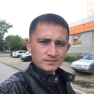 Роберт Абдулхаков