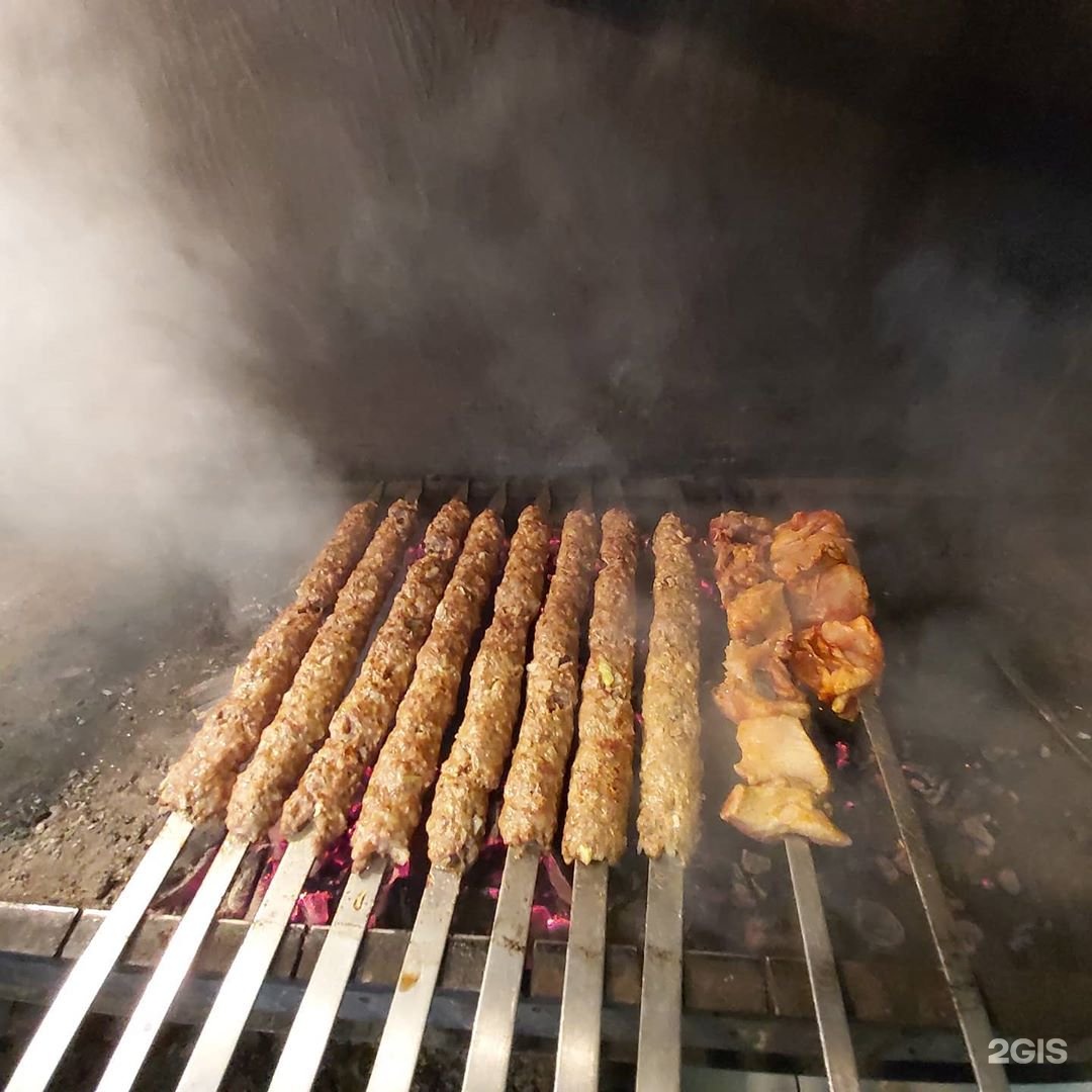 Кафе У Эйваза в Астрахани 🍴 рейтинг, отзывы, фото, бронирование. Цены на  меню, телефон и адрес