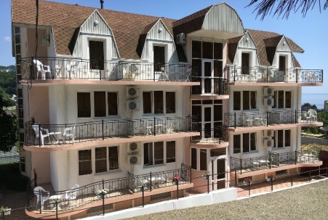 Небуг: Отель Rich House