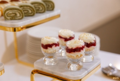 Псков: Отель Генрих