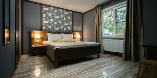 Дивноморское: Отель Поляна