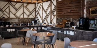 Цветочный: Отель Кедровый бор