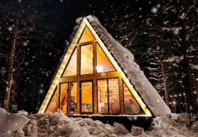 Глэмпинг Тэнгис в Иркутской области