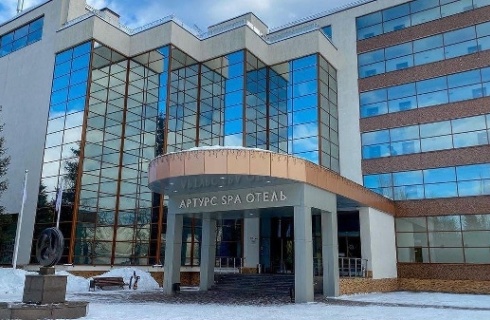 д. Ларево: Отель Arthurs SPA Hotel by Mercure