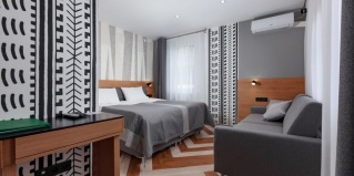 Озерное: Отель Манжерок