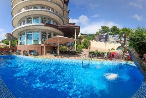 Лоо: Отель Family resort hotel Miloo