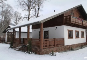 Коттедж Moon House в Архызе