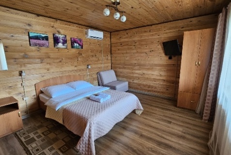 Манжерок: Отель Бережок