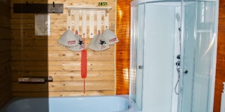 Озерное: Гостевой дом Манжерок