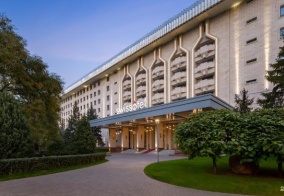 Курортный отель Swissotel Wellness Resort Alatau Almaty в Алматы
