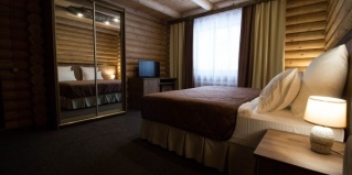 Домбай: Отель Таурух