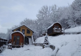 Гостевой дом Бунгало у реки в Республике Адыгея