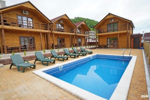 Новомихайловский: Коттедж Диамант