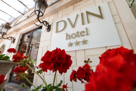 Лазаревское: Отель Dvin