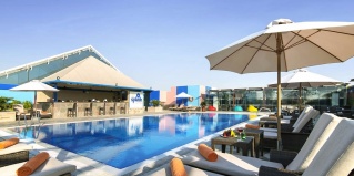 Dubai: Отель Time Grand Plaza