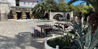 Хоста: Отель Золотая пальма