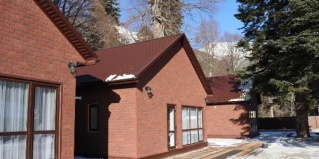 Архыз: Коттедж Леона