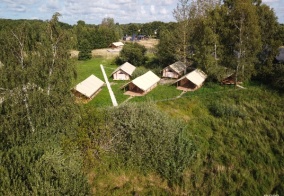 Глэмпинг Малина Коса в Калининградской области