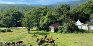 Мезмай: Турбаза Солнечный ветер
