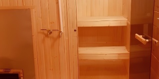 Пушкинские Горы: Коттедж Дом у сосен