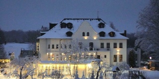 Орловка: Отель Усадьба