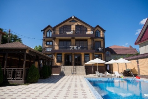 Махачкала: Отель Deluxe