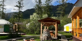 Усть-Кокса: Турбаза Алтайская роза